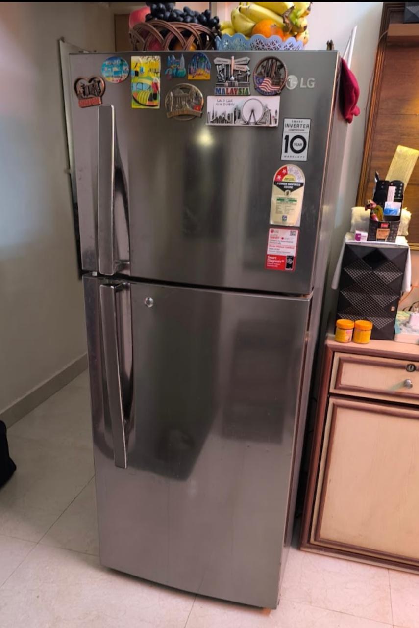 LG double-door refrigerator